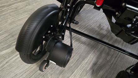 Like-New Serinari Electric Wheelchair – Black