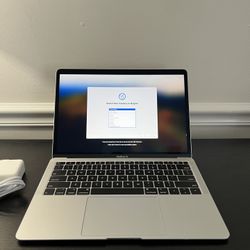 2018 MacBook Air 13” (128GB, Intel Core i5)