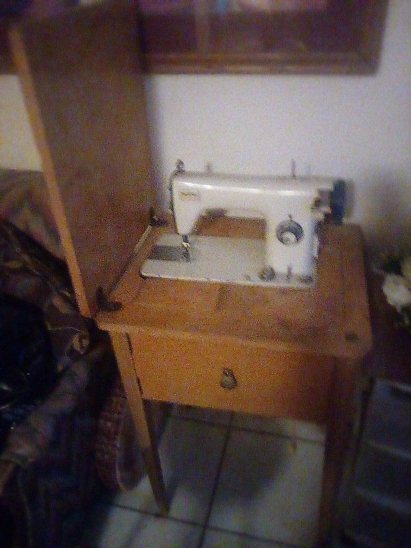 Brother Sewing Machine Antique