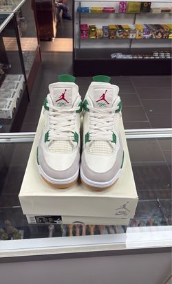Pine green 4s