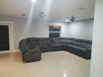 Large Gray Fabric Sectional Sofa with Recliner
