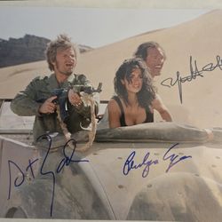 Matthew McConaughey Penelope Cruz  Steve Zahn Autograph Sahara Movie Picture With COA