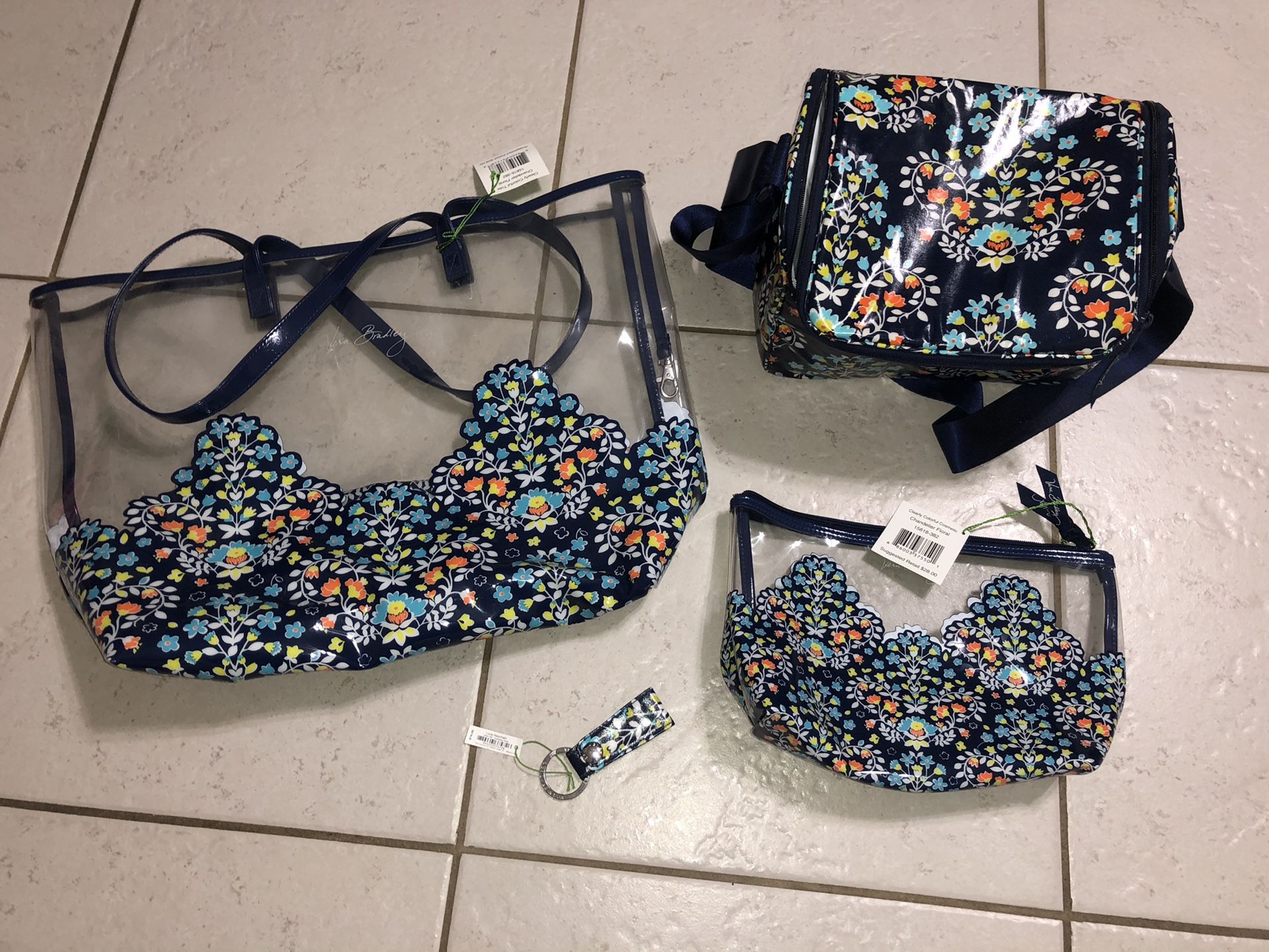 Vera Bradley large tote, lunchbox, Ismall tote and keychain set all brand new with tags still on them