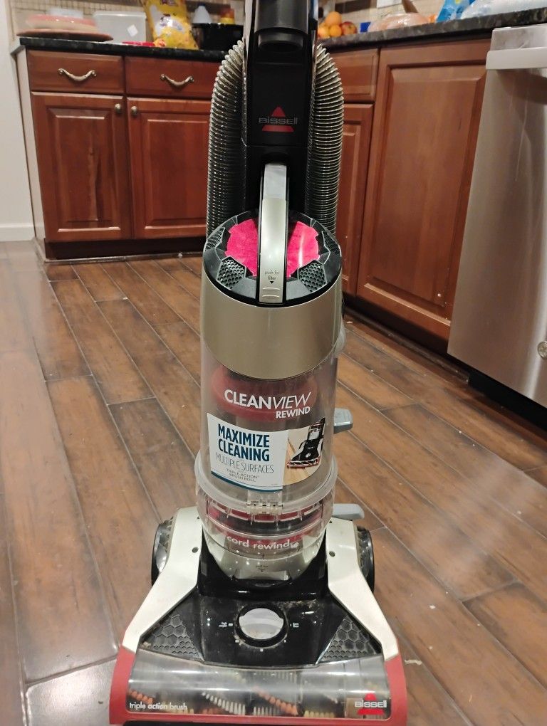 Bissell Cleanview Rewind Vacuum Cleaner