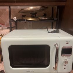 Mini Microwave 