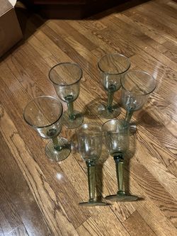 Beautiful Green Fluted Wine Glasses Just In Time For Raster Like New Vintage