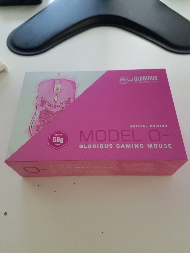 Pink Glorious Model O- & Bungee