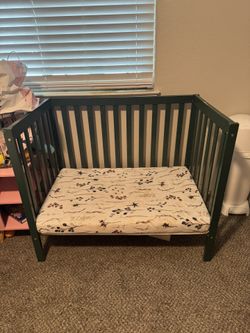 Mini Day Bed /crib