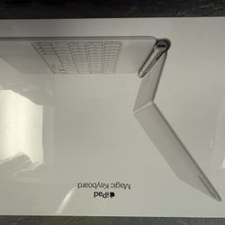 iPad Magic Keyboard