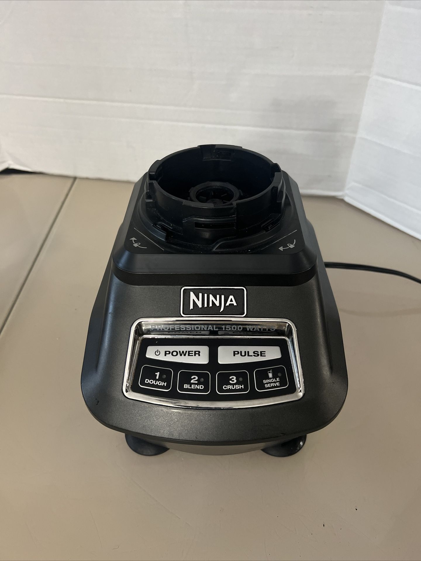 Ninja Blender Replacement Base Motor 1500 Watt BL770 30, BL771, BL773CO, BL780CO. Base only fully functional and in good cosmetic condition with minor