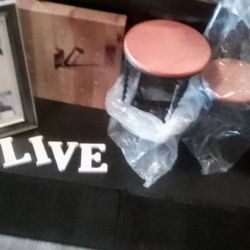 Miscellaneous Decorations 