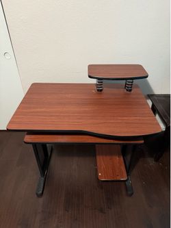 Computer Desk with Keyboard Tray & Monitor Shelf – Brown/Black
