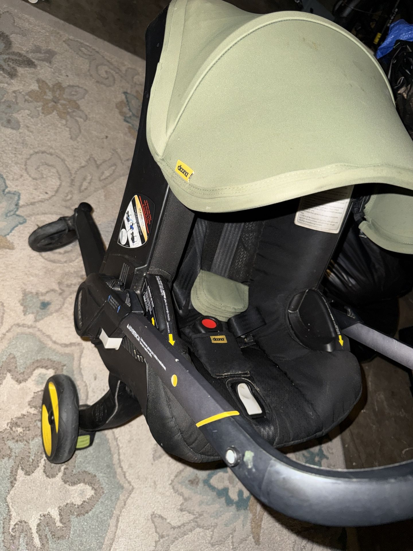 Doona car seat Sage Green