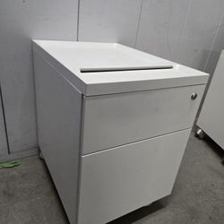 Solid Metal File Cabinet With Key $60  Each 10 Available 