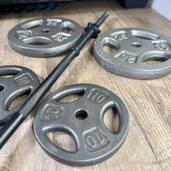 BRAND NEW 6 ft Standard Bar With Pairs Of CAP Weight Plates: 25s, 10s And 5s. (Total: 100 lbs)