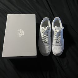 Air Force One (White)