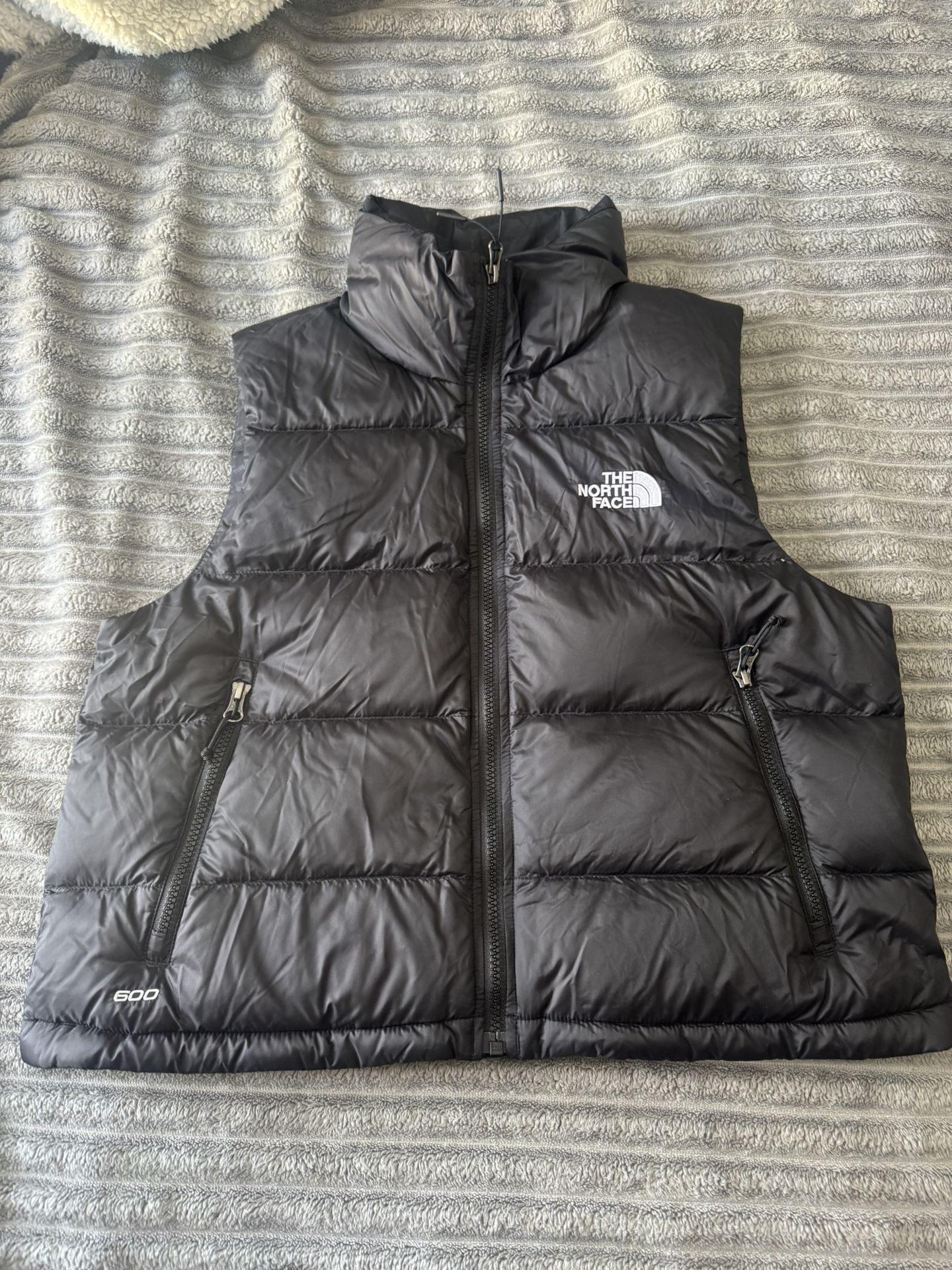 Womens North Face Puffer Vest