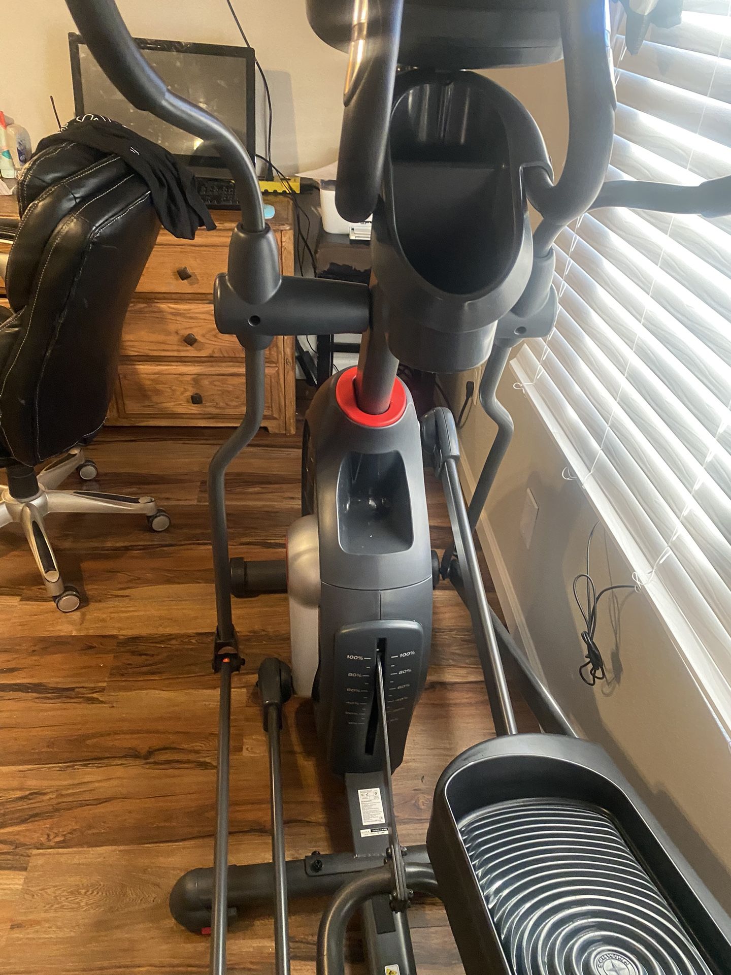 Schwin 470 Elliptical