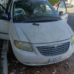2005 Dodge Minivan 