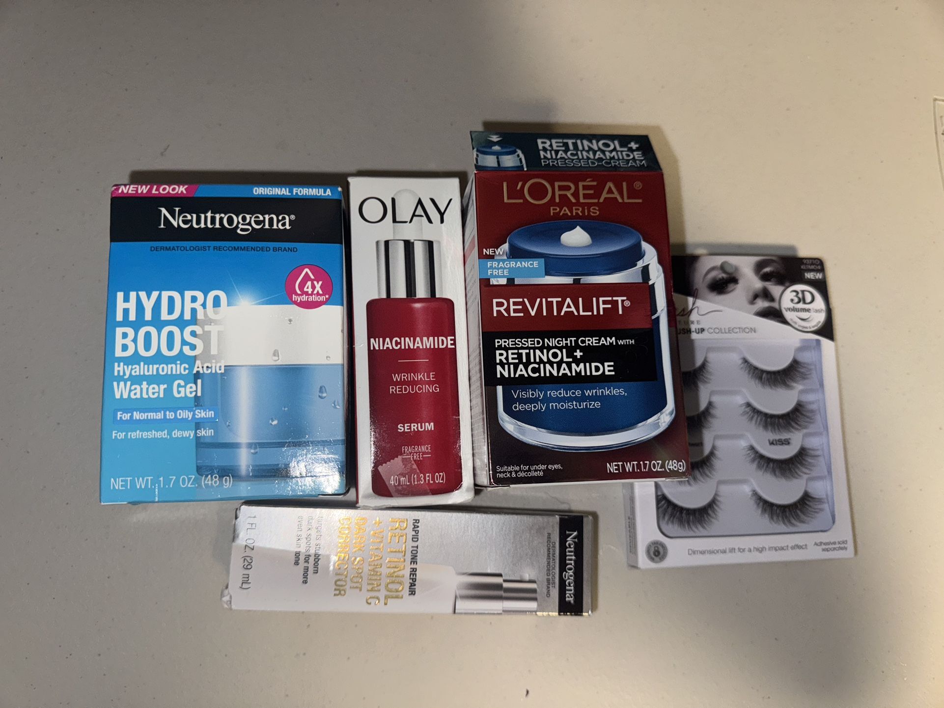 Beauty Bundle – Neutrogena, OLAY, L’Oreal + KISS Lashes – $50 (Retail $90+)