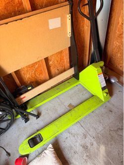 Pallet Jack