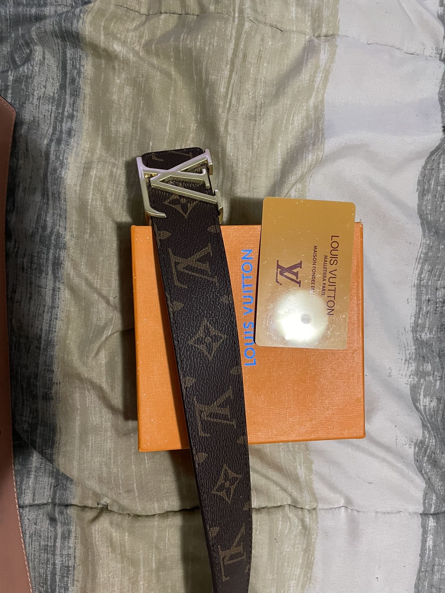 Louis Vuitton Belt Size Larg I Believe