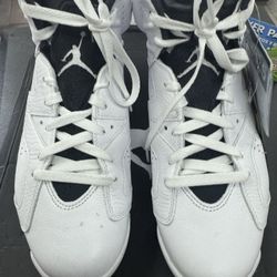 Jordan Retro 6s Reverse Oreos 