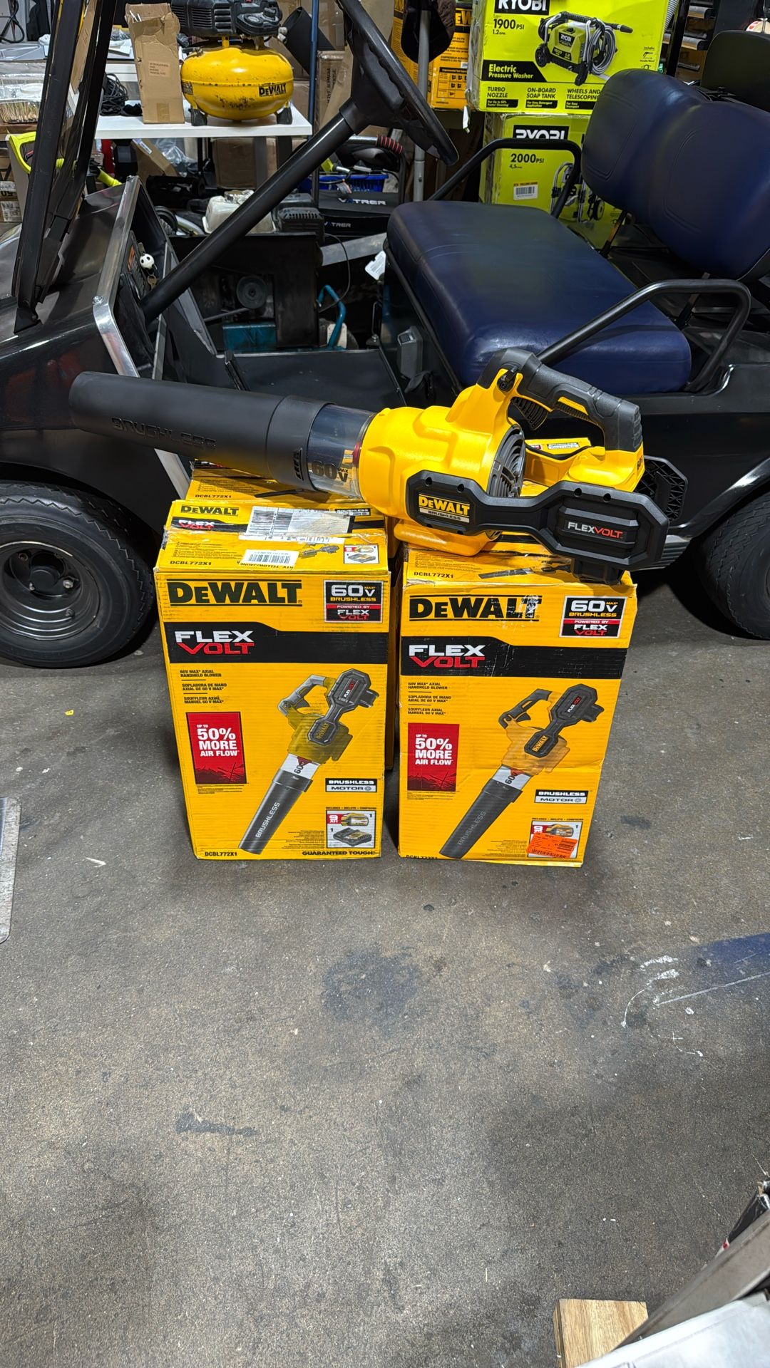 DEWALT FLEXVOLT 60V MAX 125 MPH 600 CFM Brushless Cordless Battery Powered Blower (Tool Only)