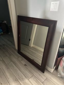 Dresser mirror