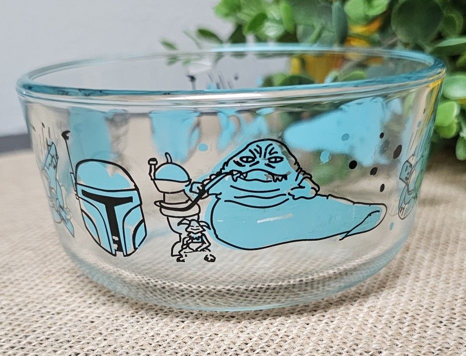Pyrex Star Wars Glass Storage Bowl