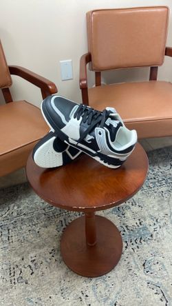 designer shoe size 11 LV designer shoe size 11