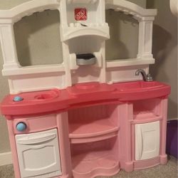 Steps 2 Play Kitchen 