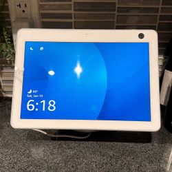 Amazon echo show 10 / 3rd Generation 