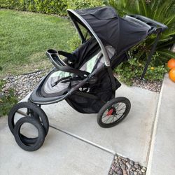 Graco Fast Action Jogging Stroller