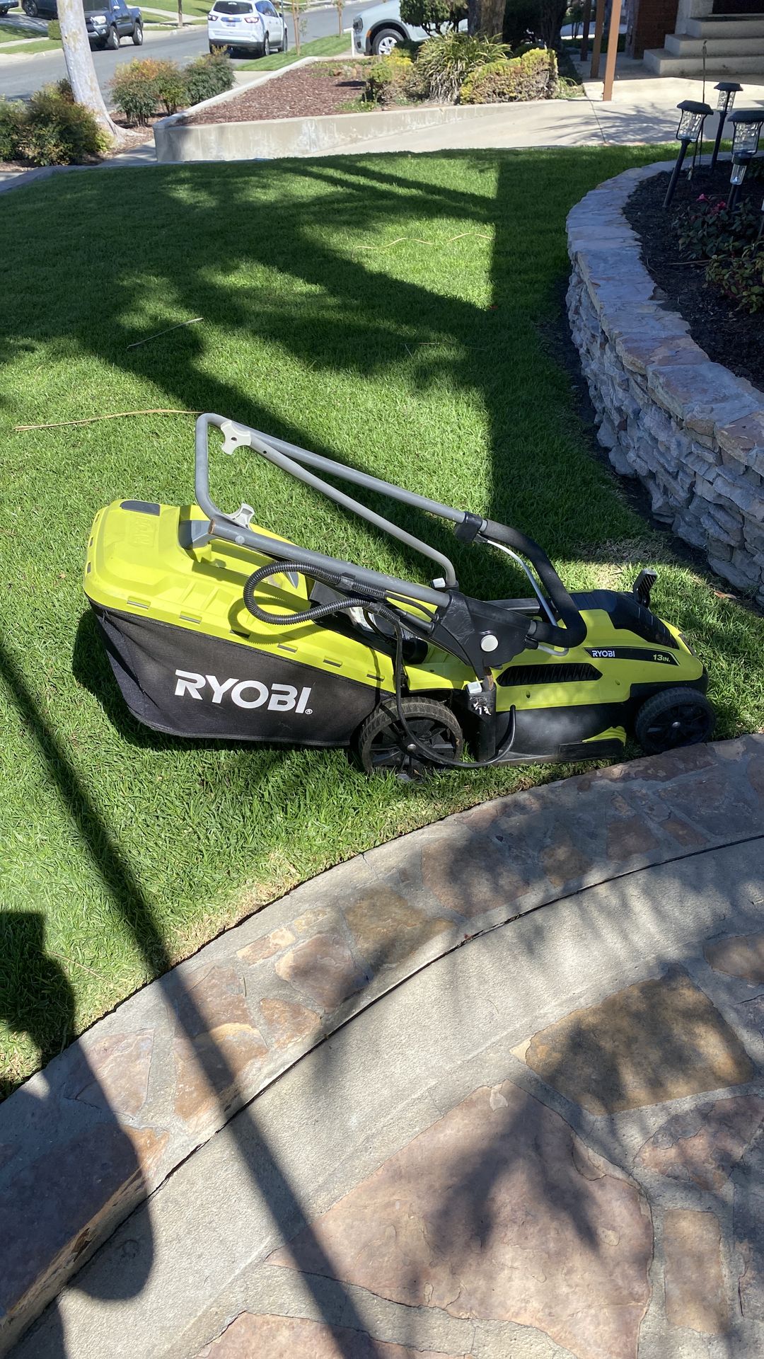 Electric/ plug in lawn mower