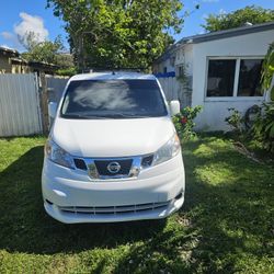 Cargo Van Nissan NV(contact info removed)