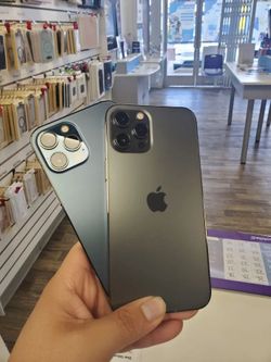 Apple - iPhone 12 Pro 6.1" (Unlocked) (Refurbished) / 128GB / Good| $5 Down | Payment plan available