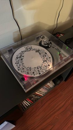 AT120USB Turntable W/ Ortifon Red Needle