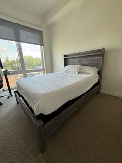 Queen bed