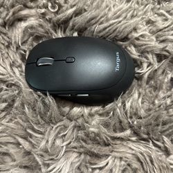 Targus Comfort Multi-Device Antimicrobial Wireless Mouse, Midsize, Black, AMB582 