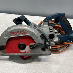 Bosch 15 Amp worm Drive Saw.