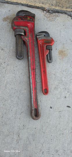 Vintage Ridgid 18" & 10" Heavy Duty Pipe Wrench Tools USA used