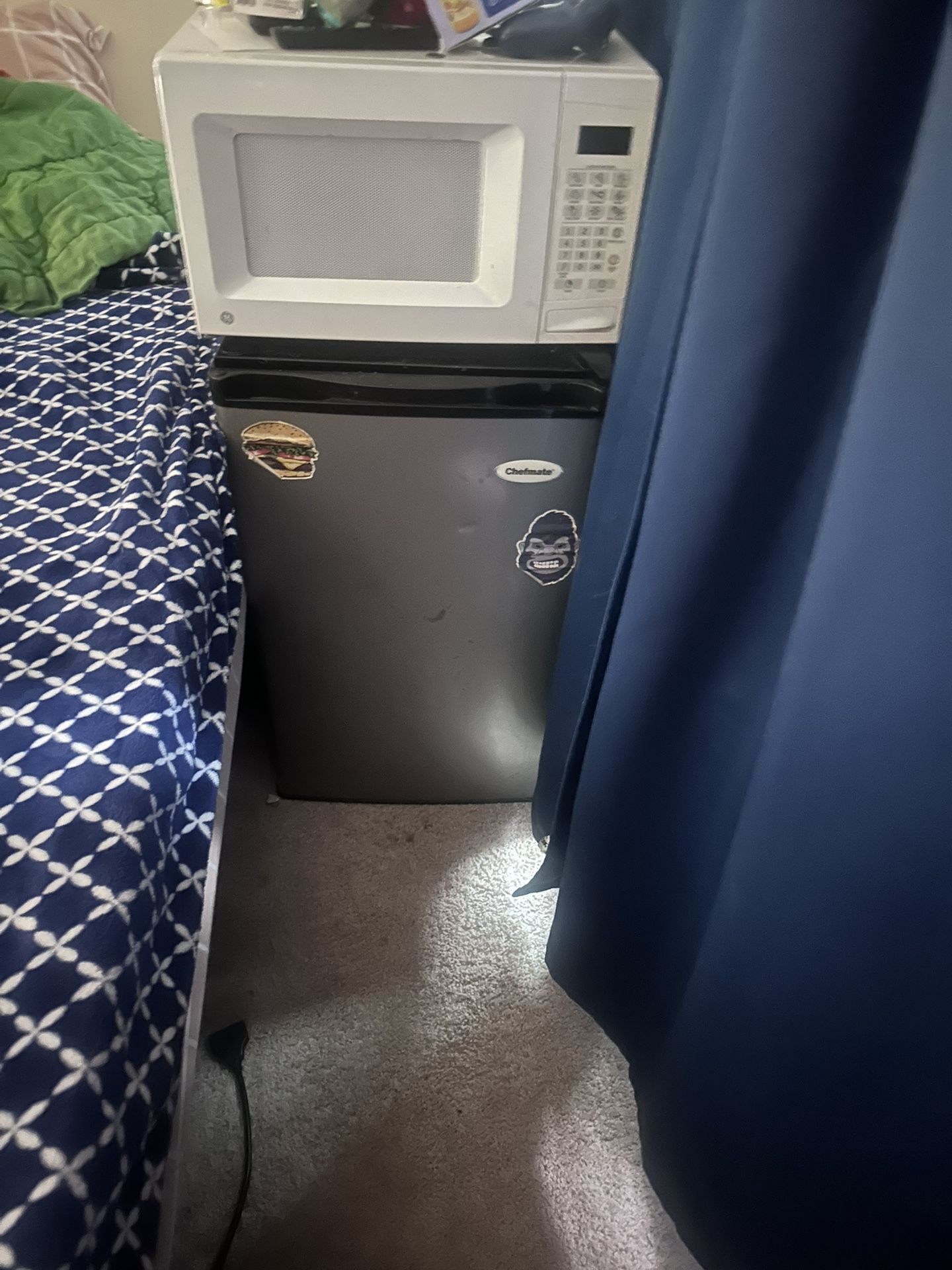 Mini Fridge And Microwave Only 70 Bucks For Both