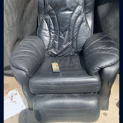 Nice Leather Massage Chair With Built In Stero 