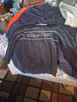 MEDIUM  Calvin Klein Sweater 