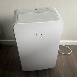 Della Portable Air Conditioner