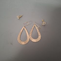2 Piece Dangling Hook And Glass Stud Earrings Set