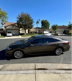 2020 Toyota Avalon Hybrid