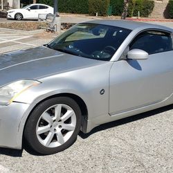2003 nissan 350z