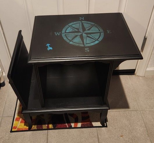 LAST CHANCE in PITTSBURG: ALL Wood, Sturdy Side Table/Magazine Rack